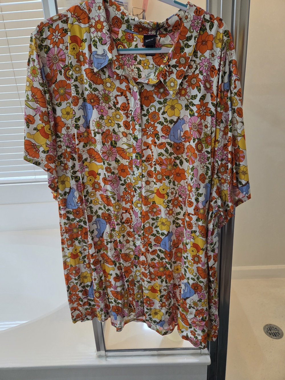NWT Winnie The Pooh Floral Multicolor Short-Sleeve Shirt